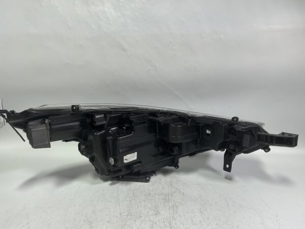 2022-2024 TOYOTA COROLLA CROSS LEFT LH DRIVER SIDE HEADLIGHT OEM 811500A240