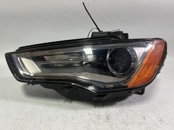 IMG_3307 2015-2016 Audi A3 Driver LEFT SIDE HID Headlight 8V0941043B OEM