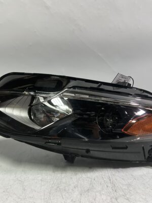 2019-2024 Chevy Malibu Halogen Headlight Left Driver Side w/bulb 84650573 OEM