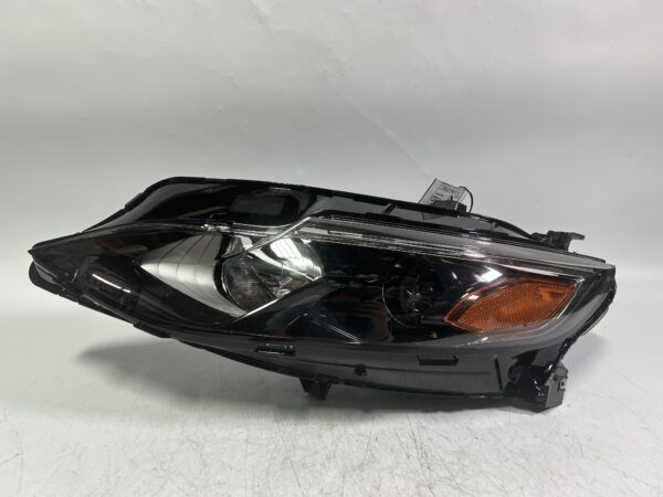 IMG_3314 2019-2024 Chevy Malibu Halogen Headlight Left Driver Side w/bulb 84650573 OEM