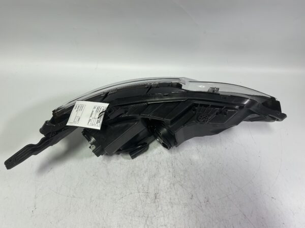 IMG_3315 2019-2024 Chevy Malibu Halogen Headlight Left Driver Side w/bulb 84650573 OEM