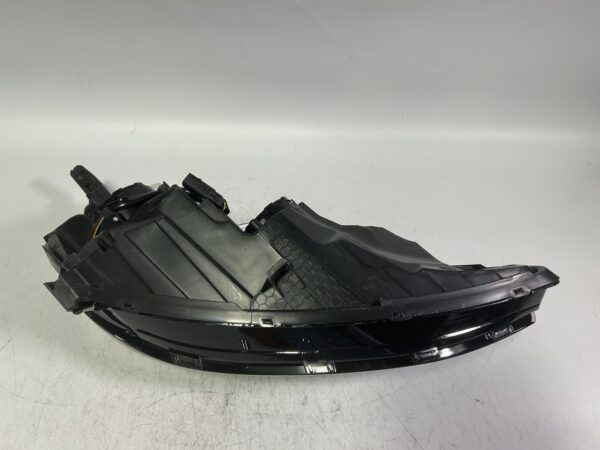 IMG_3317 2019-2024 Chevy Malibu Halogen Headlight Left Driver Side w/bulb 84650573 OEM