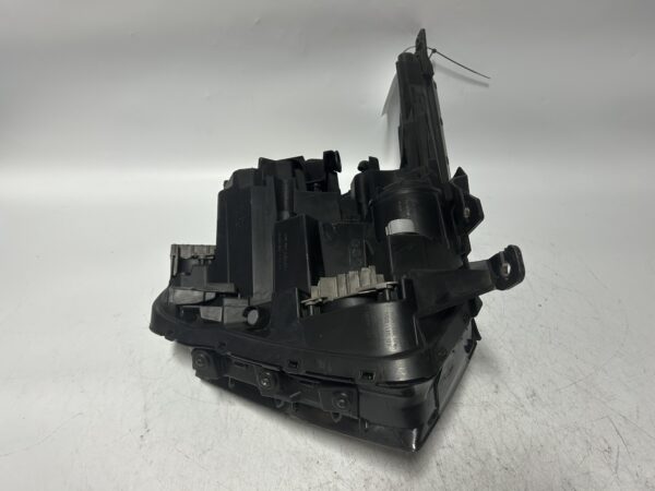 IMG_3376 2021-2023 KIA Sportage 5th LED Headlight Right Side 92101P1101 OEM