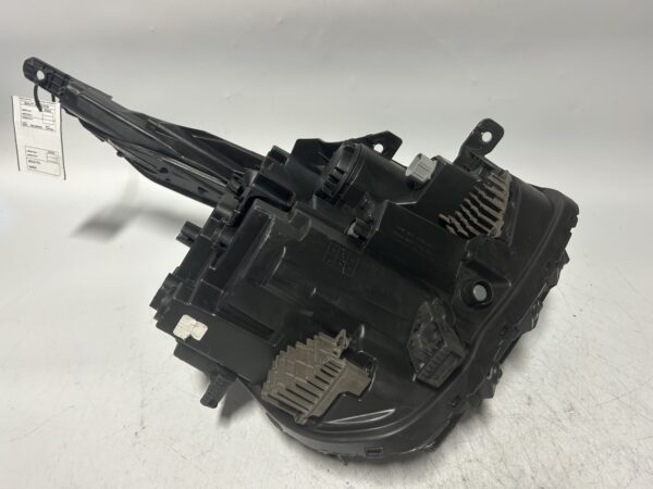 IMG_3377 2021-2023 KIA Sportage 5th LED Headlight Right Side 92101P1101 OEM