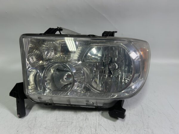 IMG_3565 OEM 2007-2009 Toyota Tundra Left Driver Side Headlight Assembly Headlamp