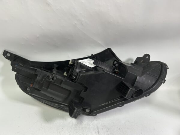 OEM 2018-2019 Hyundai Sonata Halogen Headlight Assembly w/ Bulb LH Left Side