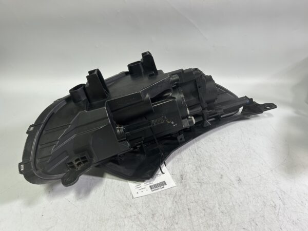 OEM 2018-2019 Hyundai Sonata Halogen Headlight Assembly w/ Bulb LH Left Side