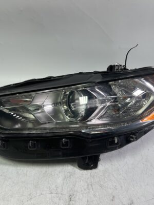 2017-2020 FORD FUSION HEADLIGHT DRIVER LEFT SIDE HALOGEN HEADLAMP OEM HS7Z13008H
