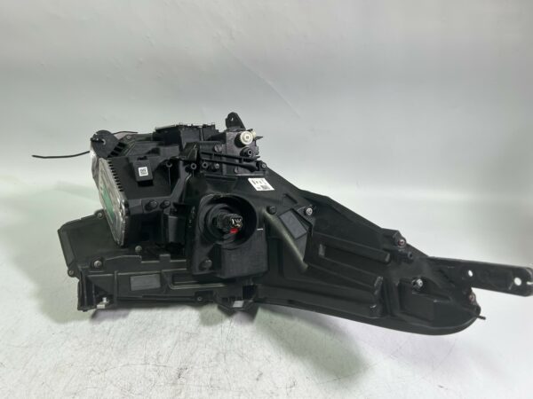 IMG_3734 2018-2019 Cadillac XTS Right Passenger Side Headlight OEM