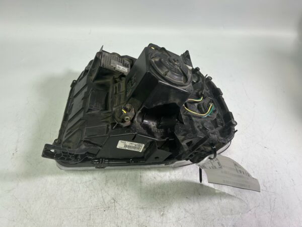 IMG_3795 2016-2019 GMC Sierra 2500/3500HD HID Left Driver Headlight OEM