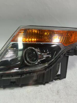 2013-2015 Ford Explorer Halogen Headlight Assembly Left Driver LH OEM