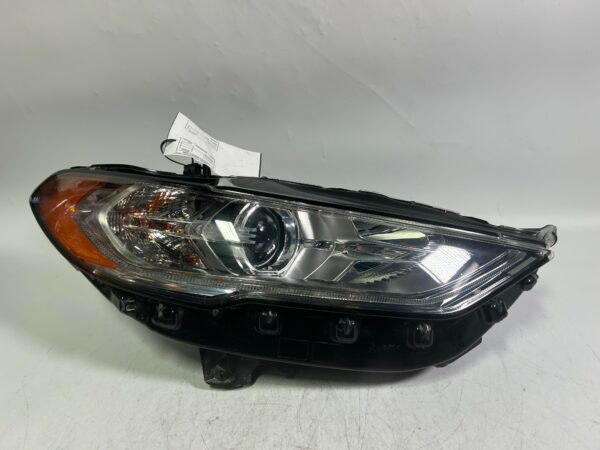 IMG_3959 2018 FORD FUSION Right Halogen LED DRL Headlight OEM