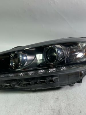 2019 2020 Kia Sorento Halogen w/LED Headlight Left Driver Side LH OEM
