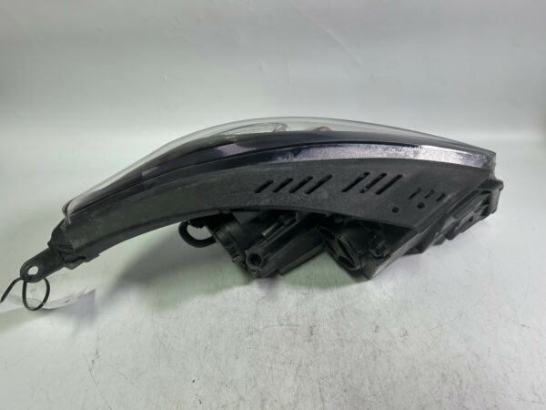 2019 2020 Kia Sorento Halogen w/LED Headlight Left Driver Side LH OEM