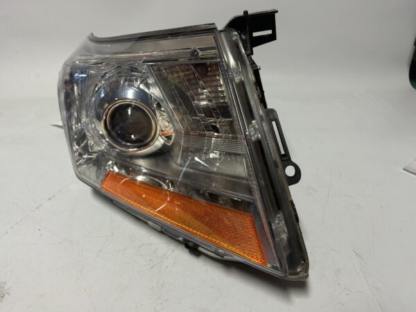 IMG_8592 2010-2016 CADILLAC SRX Left Headlight Xenon HID OEM