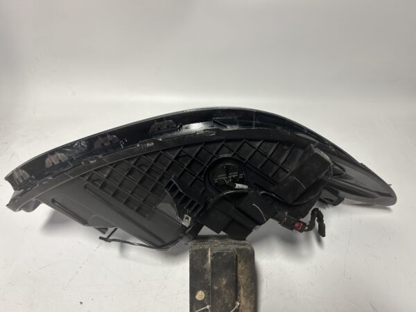 2016-2019 CHEVROLET CRUZE LH Halogen Headlight Assembly OEM