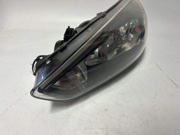 IMG_8698 2015-2018 Ford Focus LH Driver Side Headlight OEM