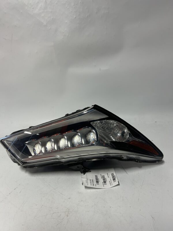 2014-2016 Acura MDX w/o Auto Leveling RH LED Headlight OEM