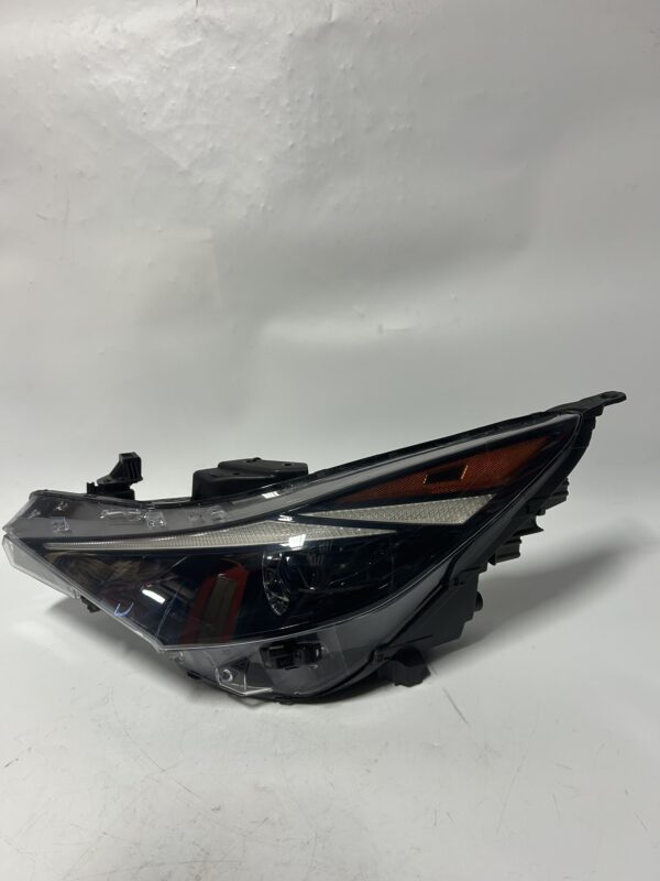 2021-2023 Hyundai Elantra LH Driver Side Headlight OEM