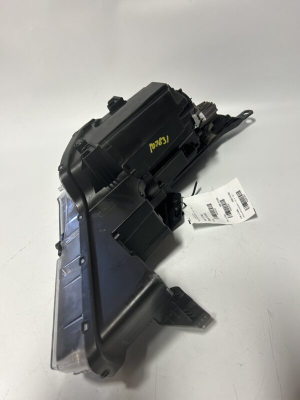 2021-2023 Hyundai Elantra LH Driver Side Headlight OEM