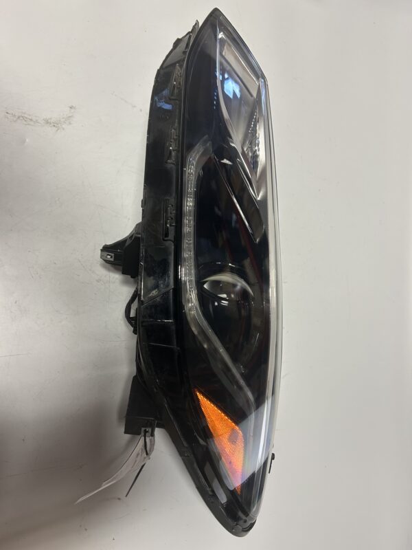 IMG_8827 2016-2019 CHEVROLET CRUZE Opt T3S LEFT DRIVER HEADLIGHT OEM