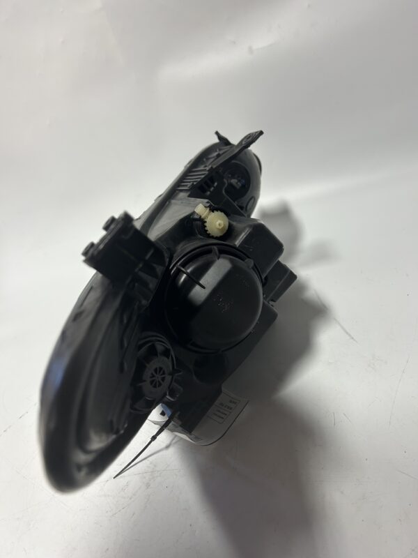 IMG_8829 2016-2019 CHEVROLET CRUZE Opt T3S LEFT DRIVER HEADLIGHT OEM