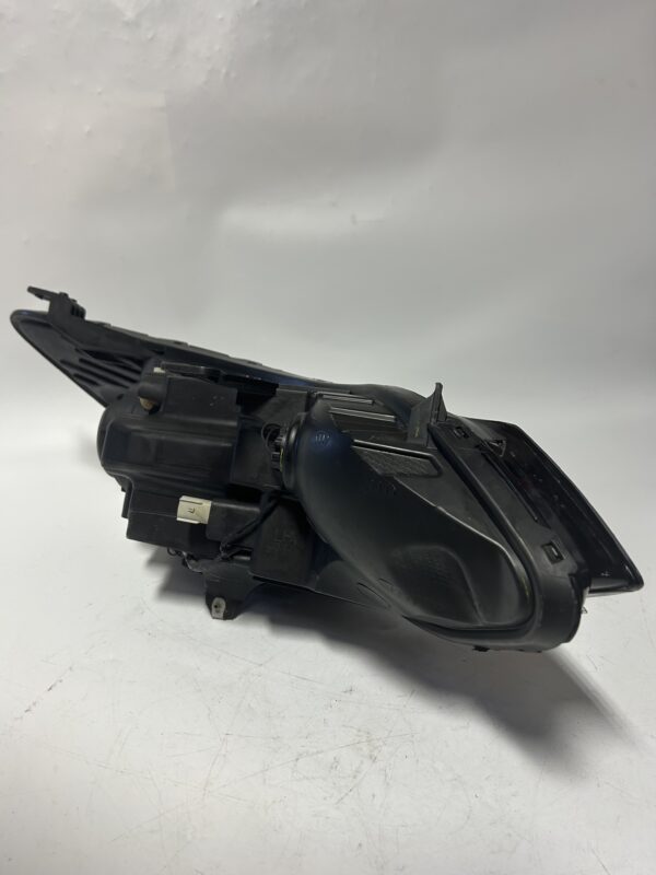 IMG_8830 2016-2019 CHEVROLET CRUZE Opt T3S LEFT DRIVER HEADLIGHT OEM