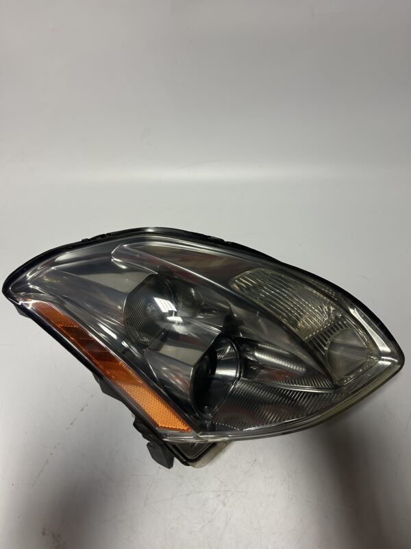 IMG_8940 2004-2006 Nissan Maxima Front Right Passenger Side Headlight Assembly OEM