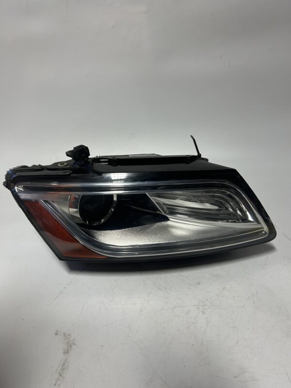2013-2017 AUDI Q5 RIGHT PASSENGER HID HEADLIGHT OEM