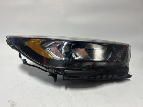 IMG_9103 2017-2019 Ford Escape Halogen Right Headlight OEM