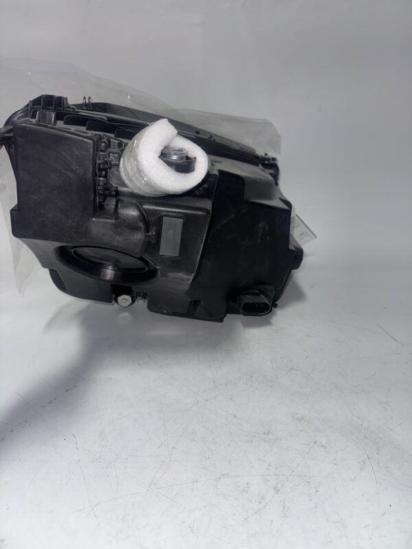 IMG_9217 2020-2022 Mercedes-Benz Left Driver Side LED Headlight OEM