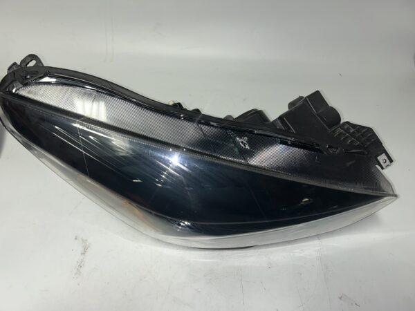 IMG_9287 2017-2019 Ford Escape Halogen Left Right Headlight OEM