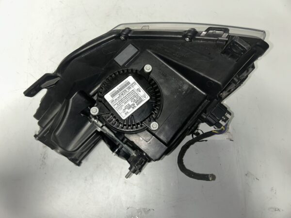 IMG_9294 2008-2014 Cadillac CTS COUPE Base HID Driver Headlight OEM