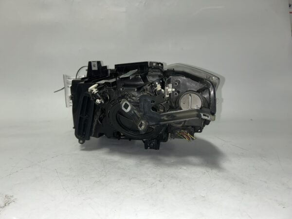 IMG_9321 2012-2015 BMW 328i 320i RIGHT PASSENGER SIDE HALOGEN HEADLIGHT OEM