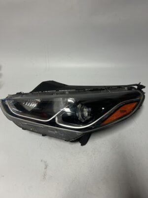 2018-2019 HYUNDAI SONATA LEFT DRIVER SIDE HEADLIGHT OEM