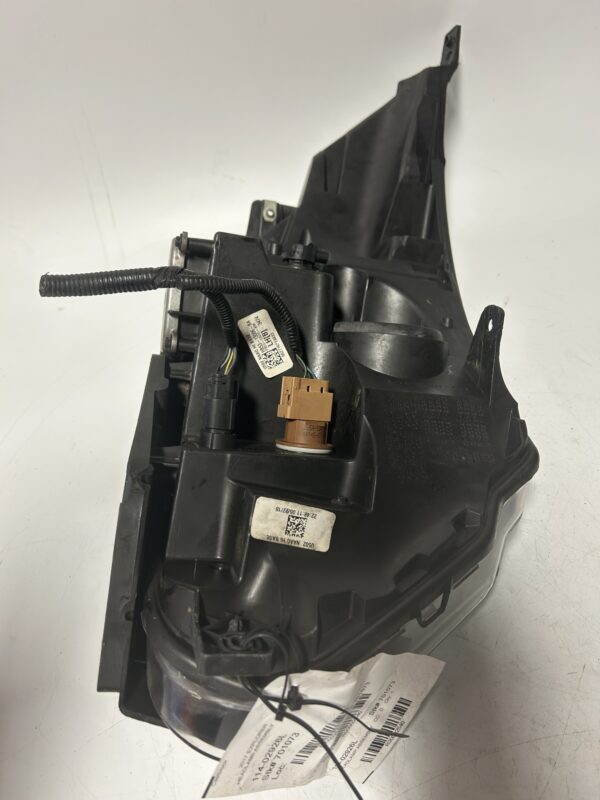 IMG_9381 2016-2017 FORD EXPLORER LEFT LH DRIVER SIDE HEADLIGHT OEM