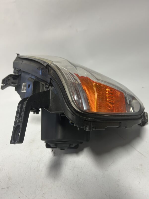 IMG_9393 2015-2019 GMC Sierra 1500 Right Front Headlight OEM
