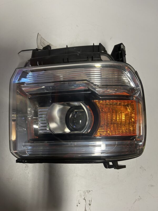 IMG_9394 2015-2019 GMC Sierra 1500 Right Front Headlight OEM