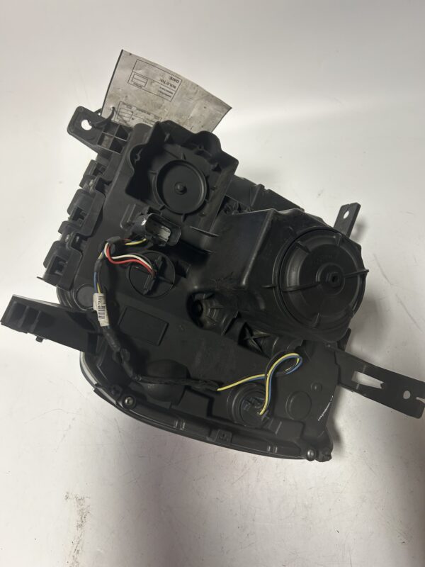 IMG_9395 2015-2019 GMC Sierra 1500 Right Front Headlight OEM