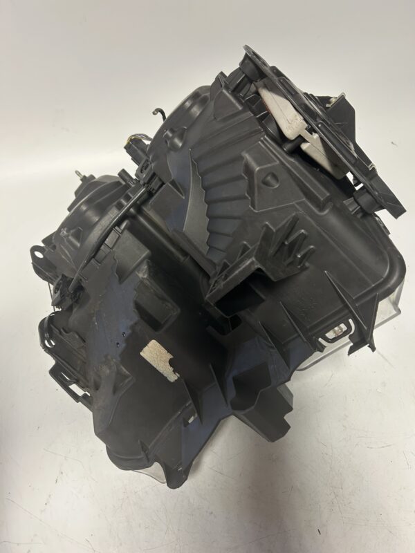 IMG_9403 2015-2017 Ford F-150 Right Side Headlight Assembly OEM