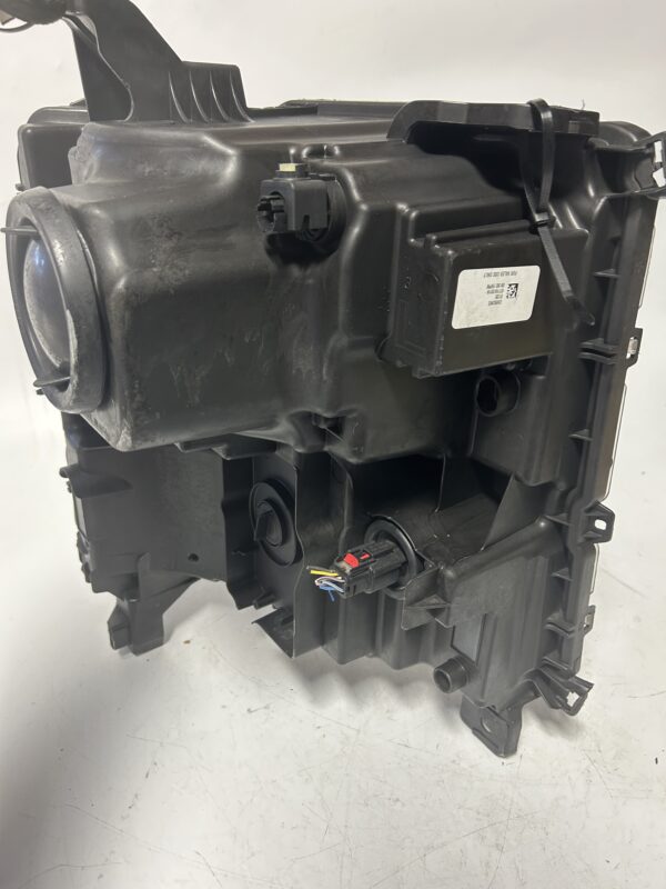 2016-2019 Chevrolet Silverado 1500 Right Side Headlight Assembly OEM