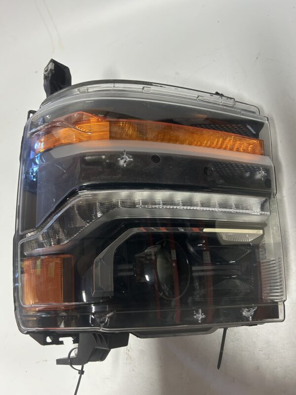 2016-2019 Chevrolet Silverado 1500 Right Side Headlight Assembly OEM