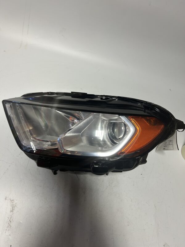 IMG_9420 2018-2022 Ford Ecosport Left Driver Headlight Assembly OEM