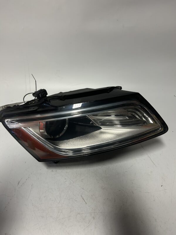 IMG_9427 2013-2017 AUDI Q5 RIGHT PASSENGER HID HEADLIGHT OEM