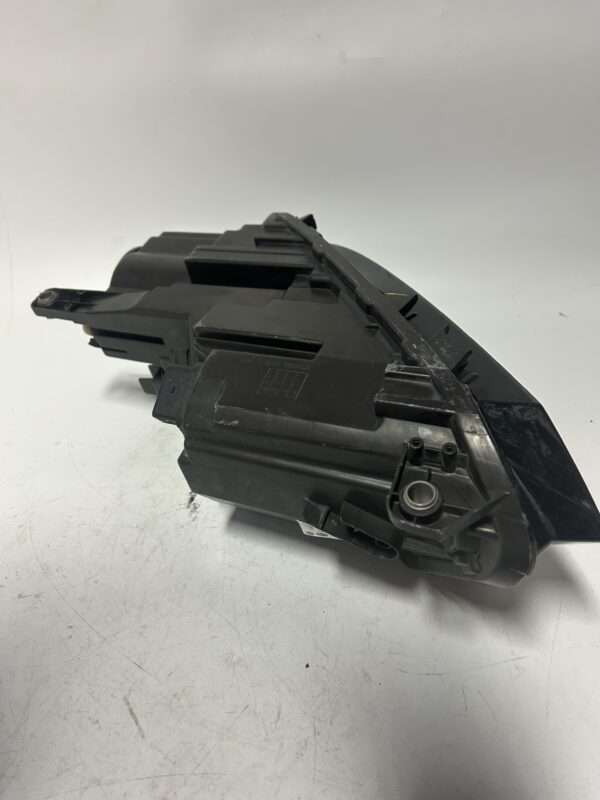 IMG_9468 2012-2018 VOLKSWAGEN TIGUAN PASSENGER RIGHT HALOGEN HEADLIGHT OEM