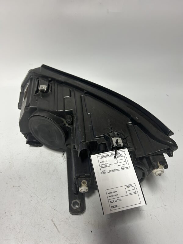 IMG_9471 2012-2018 VOLKSWAGEN TIGUAN PASSENGER RIGHT HALOGEN HEADLIGHT OEM