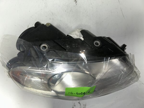 IMG_9518 2006-2010 Volkswagen CC Halogen Passenger Right Headlight OEM