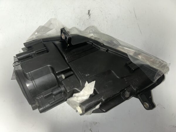 IMG_9519 2006-2010 Volkswagen CC Halogen Passenger Right Headlight OEM