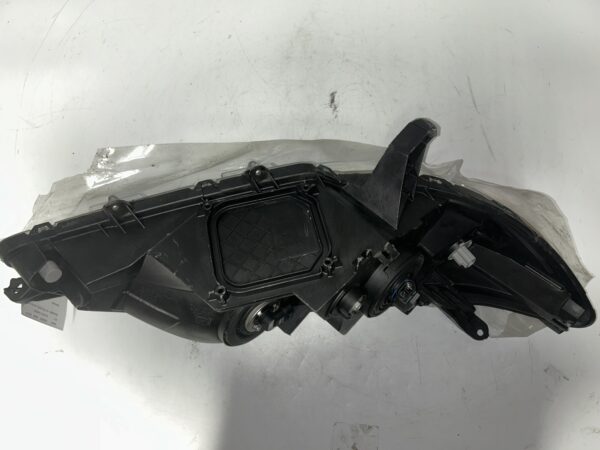 IMG_9548 2011-2020 Toyota Sienna Left Driver Headlight OEM