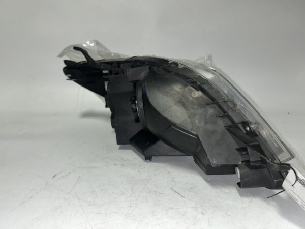 IMG_9549 2011-2020 Toyota Sienna Left Driver Headlight OEM